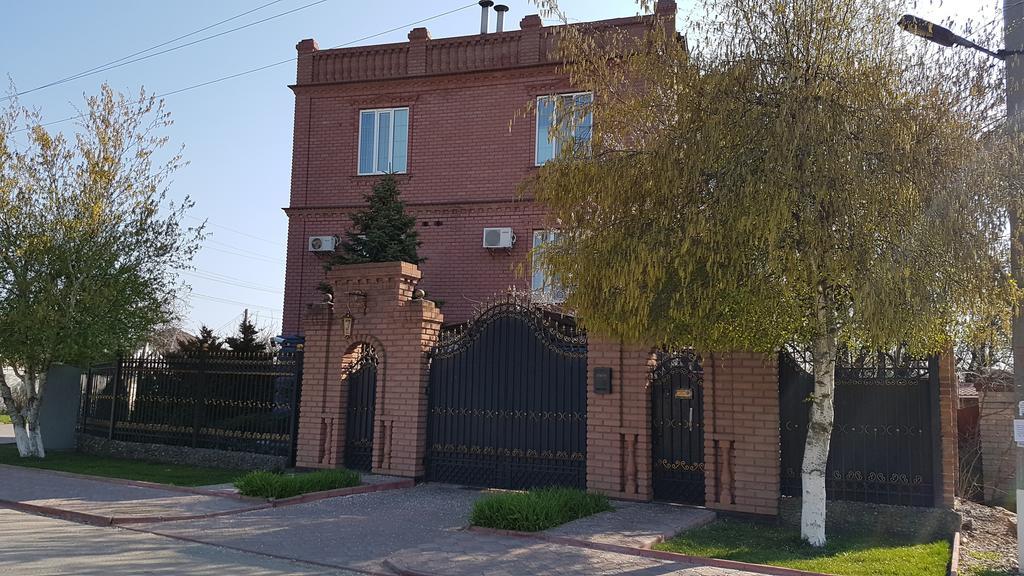 Versal Hotel Χερσών Εξωτερικό φωτογραφία
