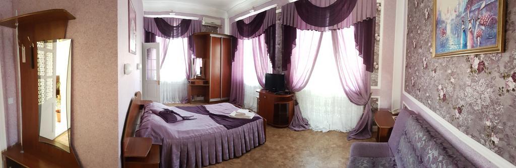 Versal Hotel Χερσών Εξωτερικό φωτογραφία