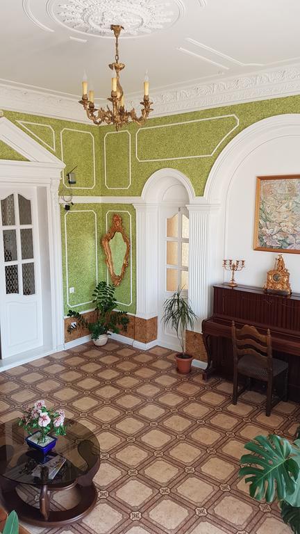 Versal Hotel Χερσών Εξωτερικό φωτογραφία