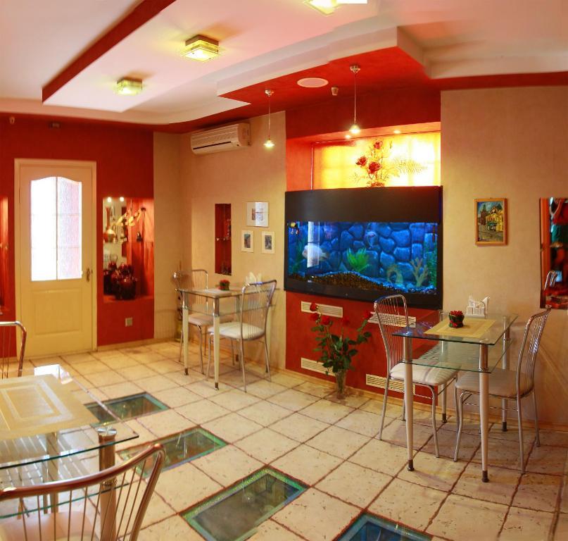 Versal Hotel Χερσών Εξωτερικό φωτογραφία